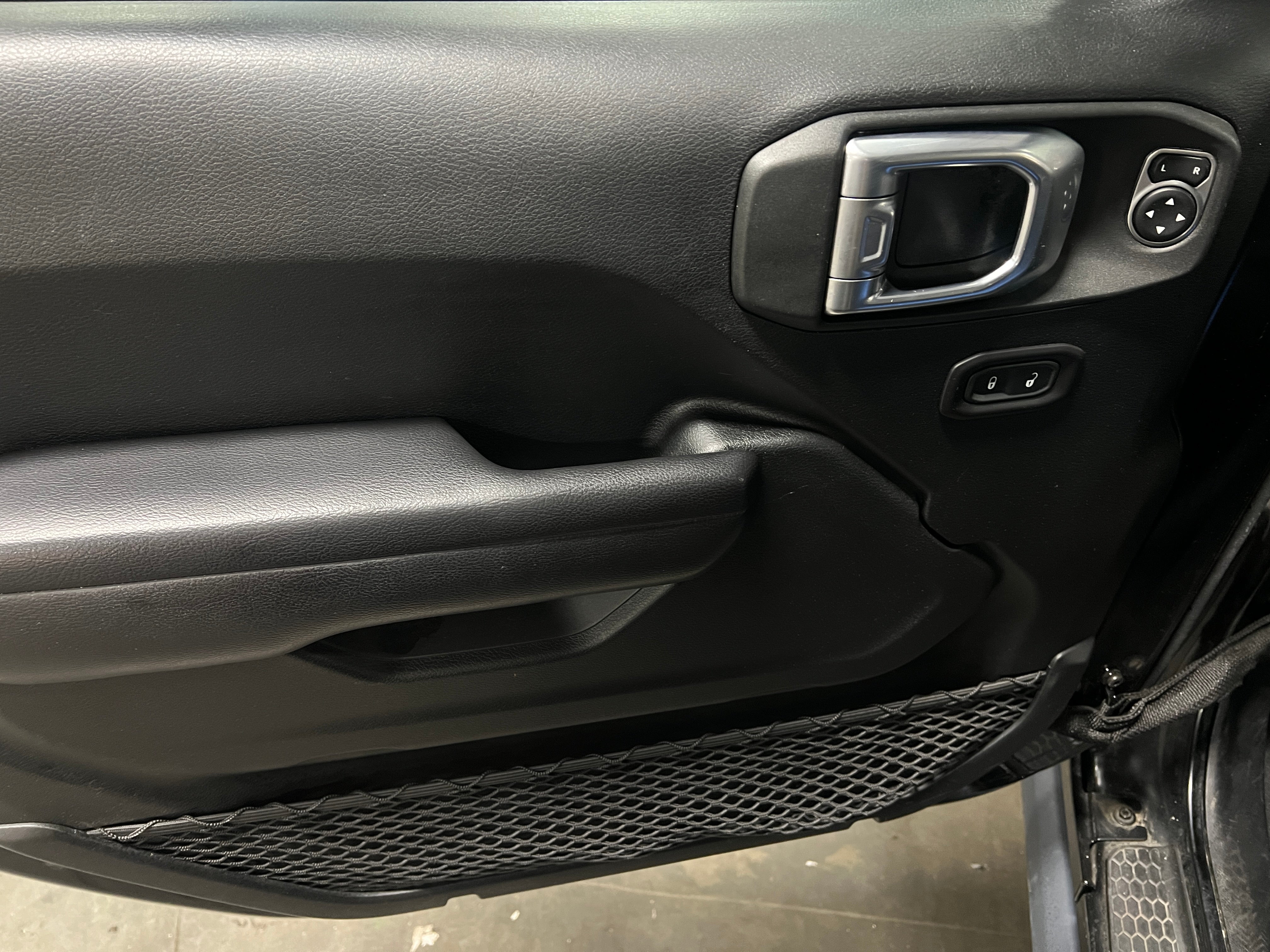 jeep all-new wrangler unlimited 2018 1C4HJXFG9JW137126 image